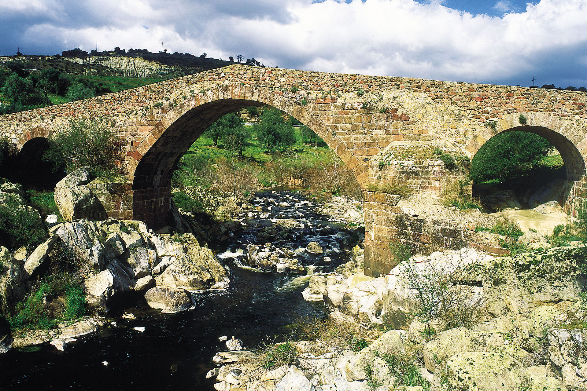 Ponte Ezzu