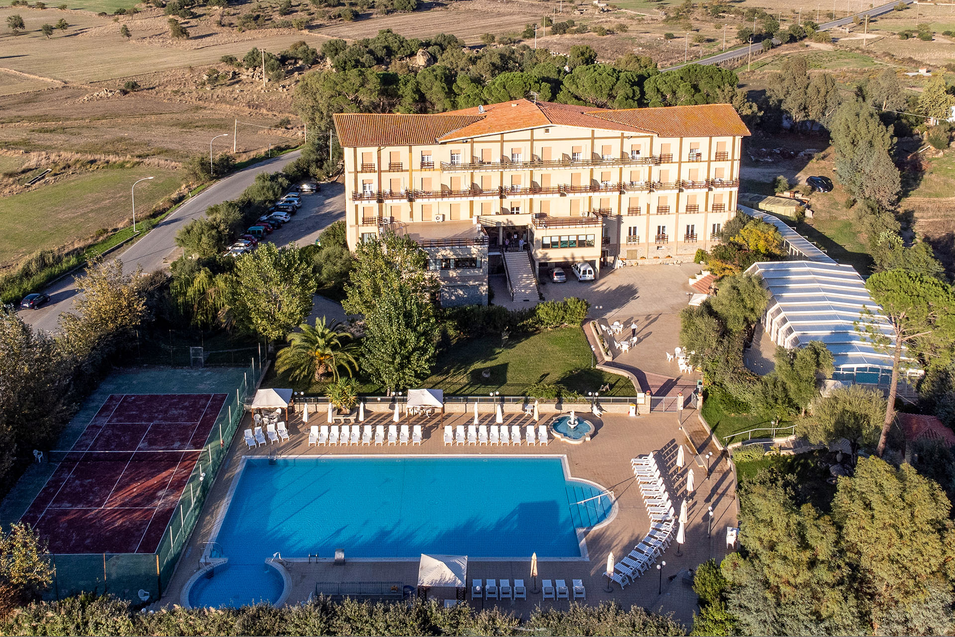 Hotel e piscina termale