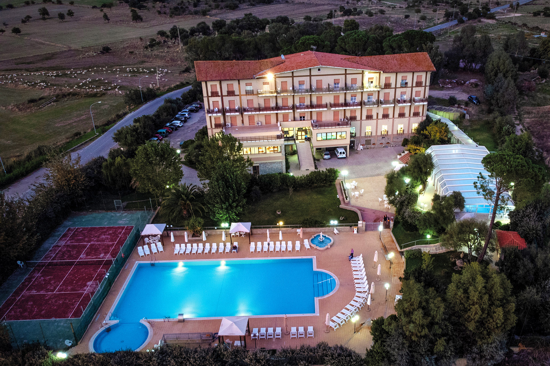 Hotel e piscina termale