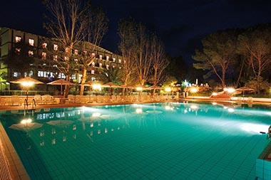 Veduta notturna hotel